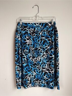 Vintage 90s/Y2K Whimsigoth Blue & White Rose Print Midi Skirt